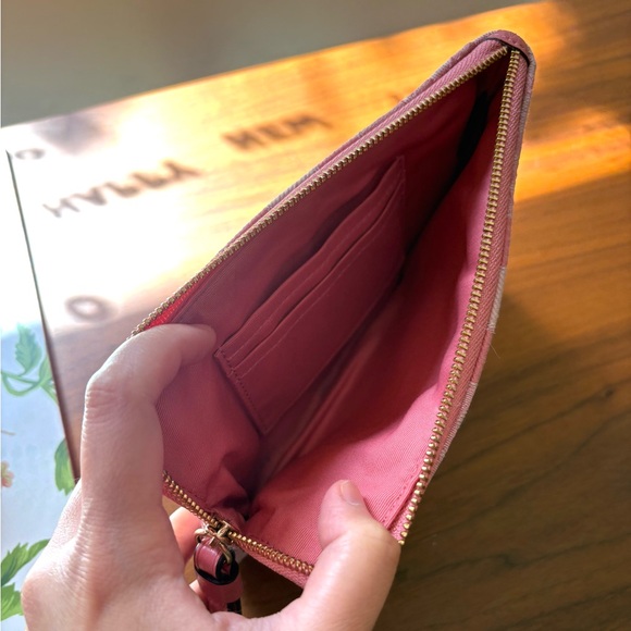 Coach Dempsey Corner Zip Wristlet In Signature Jacquard With Leather Strap - Picture 5 of 5